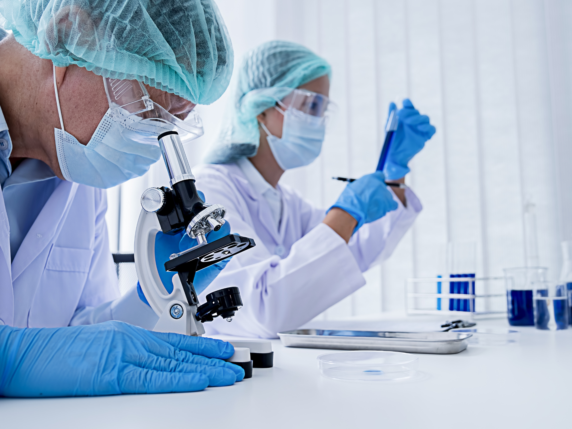 BTS Biologie Médicale en alternance : comment ça marche et pourquoi c’est un vrai plus